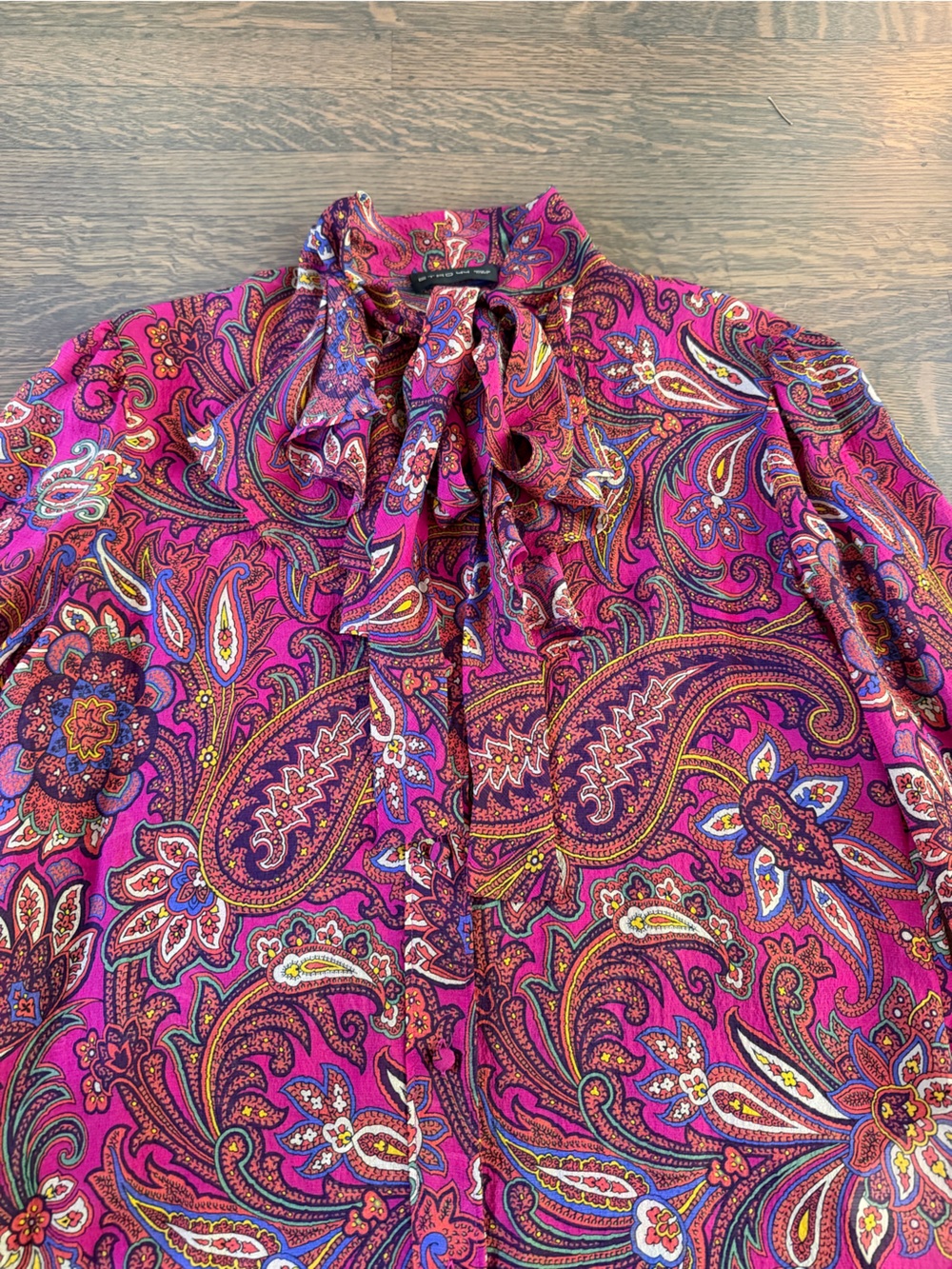 Etro Fuscia Pink Paisley Bow Front Button Down Blouse EUC Size 44 100% Silk - Picture 4 of 8